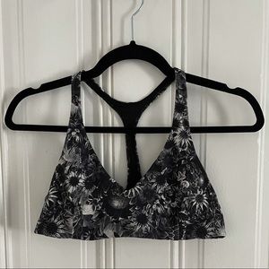 Lululemon sz. 6 light impact sports bra